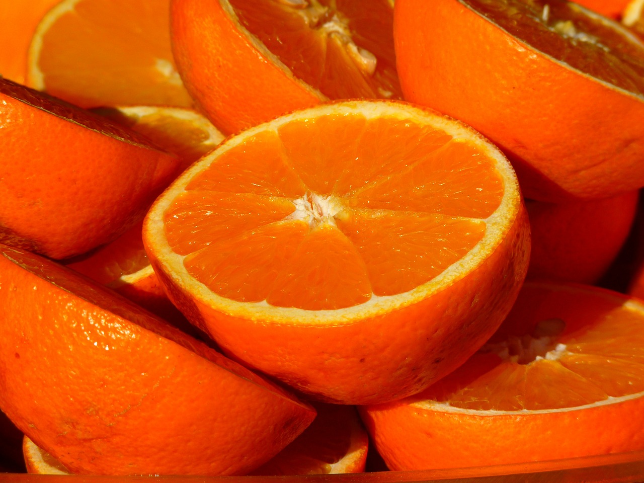 Wedding fruit oranges