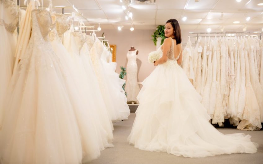 How to find the perfect bridal dress without a stylist?