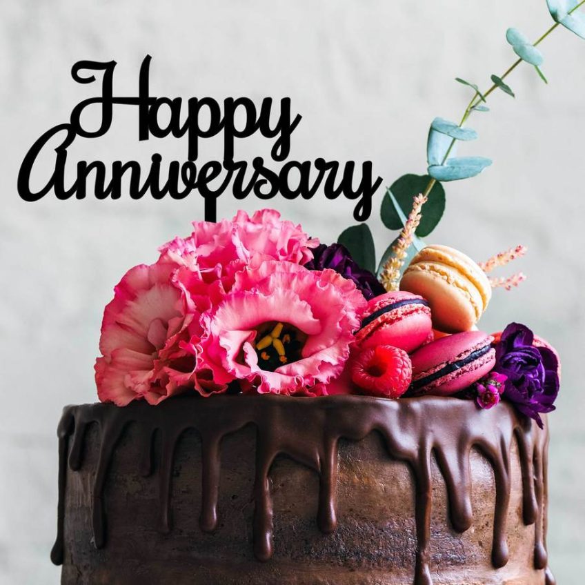 anniversary cake design