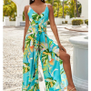 Hawaiian Outfit for Women To Ace Your Look Perfectly!